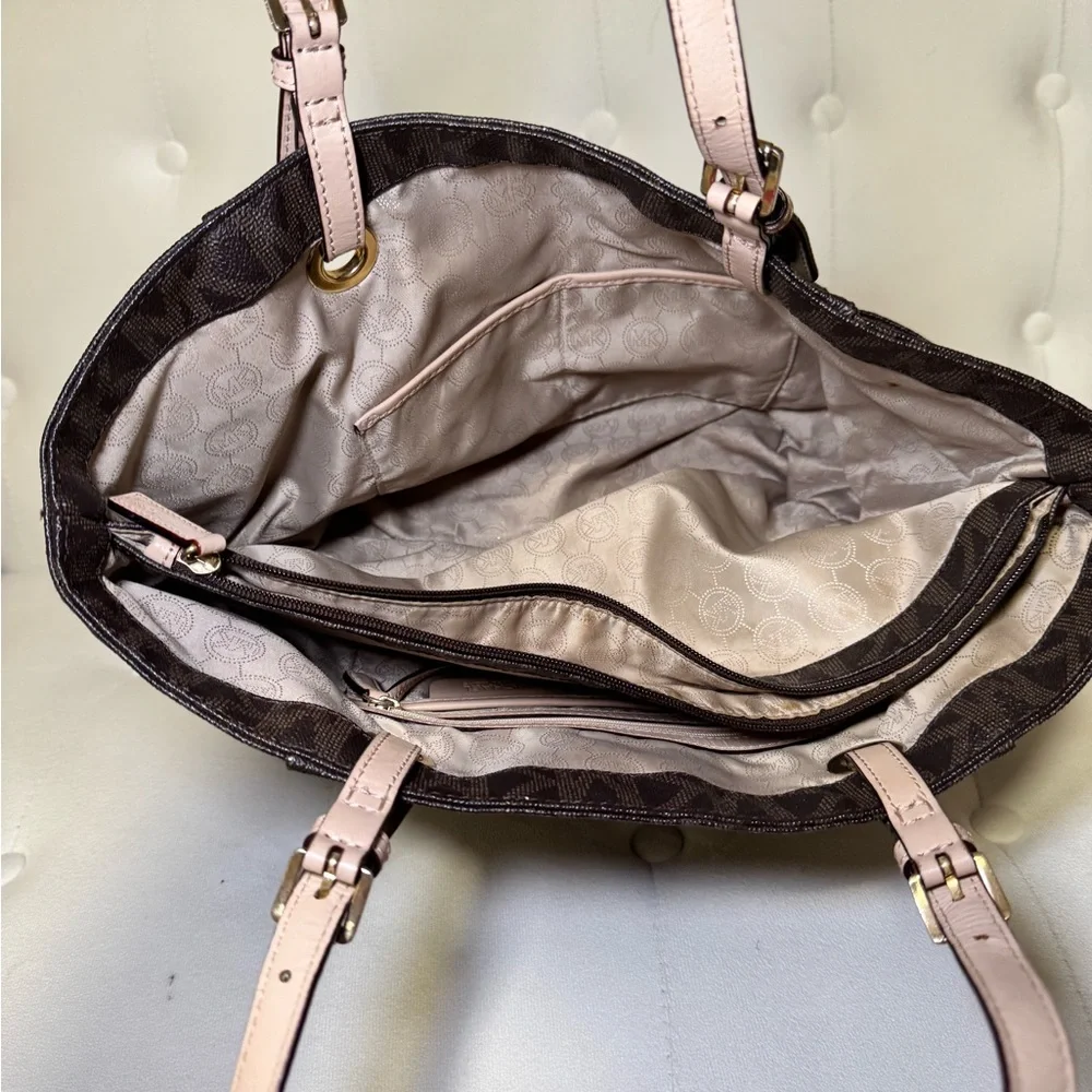 Michael Kors Jet Set Brown MK Signature Tote Bag Gold Charm Shoulder Purse - Picture 4 of 7